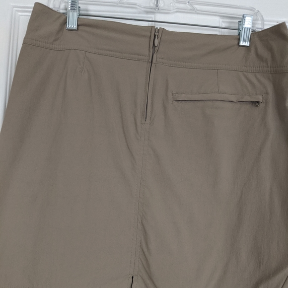 2 Royal Robbins Skorts - Picture 10 of 14